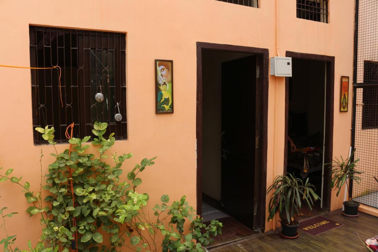 Mother Hostel Varanasi Eksteriør bilde