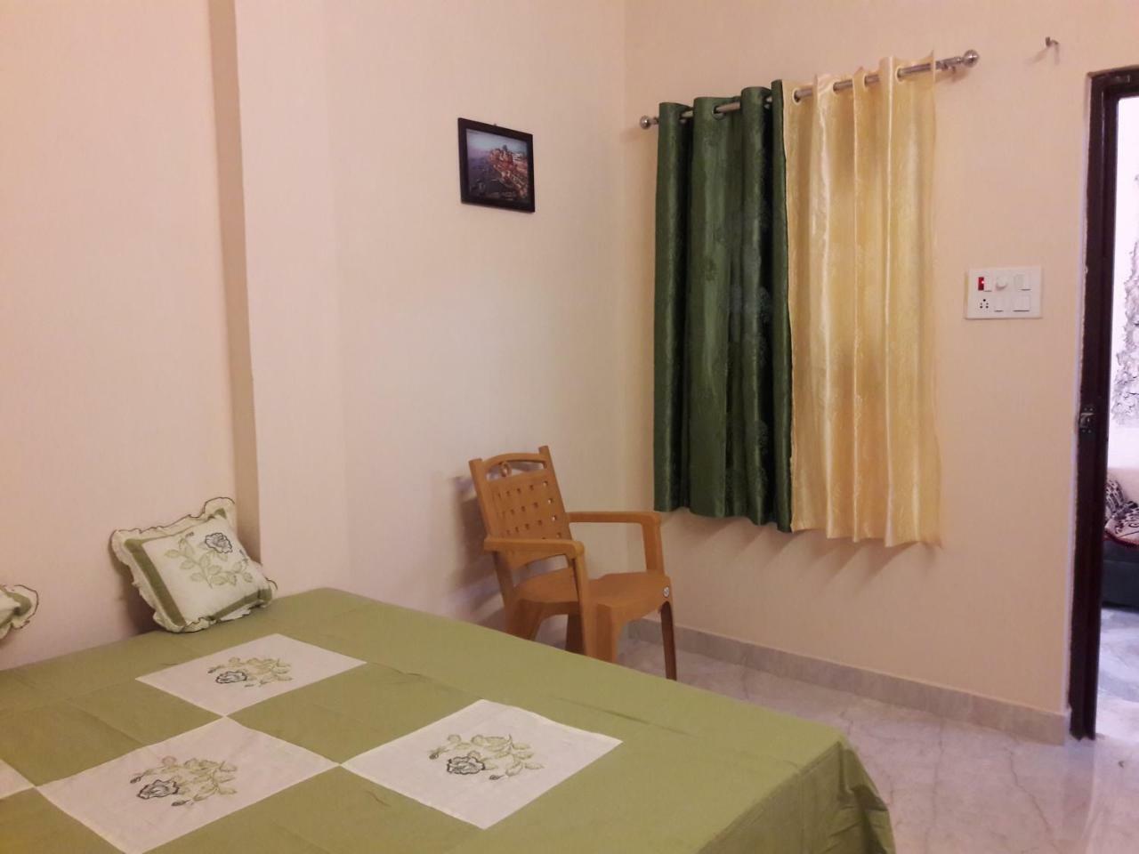 Mother Hostel Varanasi Eksteriør bilde